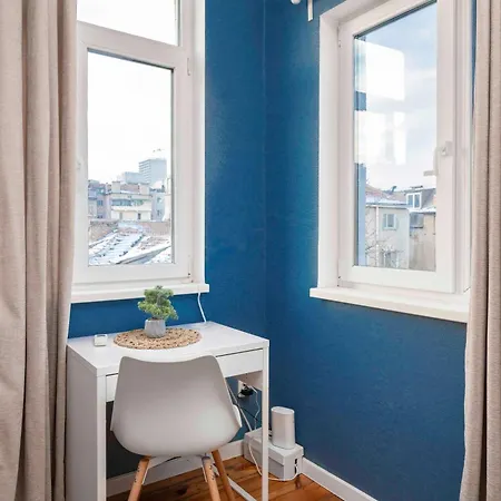 Apartment Cozy And 2bd Flat - At The Heart Of It By Flat Mаnager *